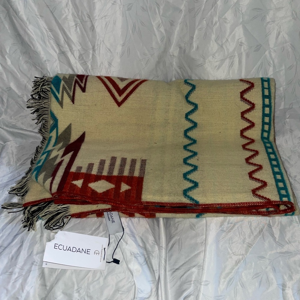 Ecuadane Southwest Blanket